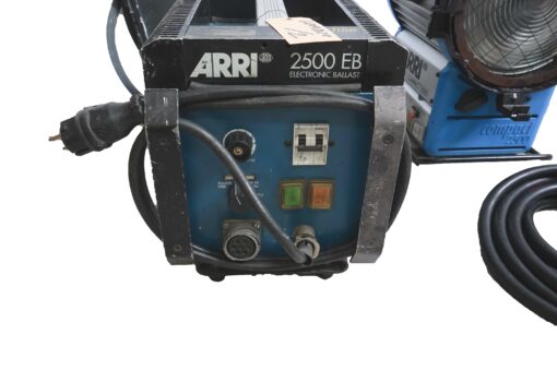 ARRI HMI 2500 Watt Fresnel MAN. SET - Image 5