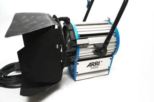 ARRI Junior 2000W fresnel man. - Image 4