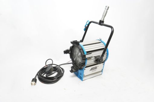 ARRI Junior 2000W fresnel man. - Image 3