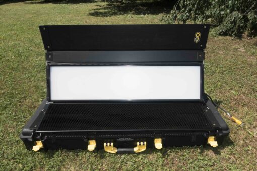 Kino Flo FreeStyle 31 LED DMX Kit w/ Case - Image 8