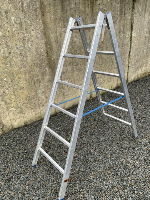 ALUMINIUM 2x6-TREADS Ladder - Image 4