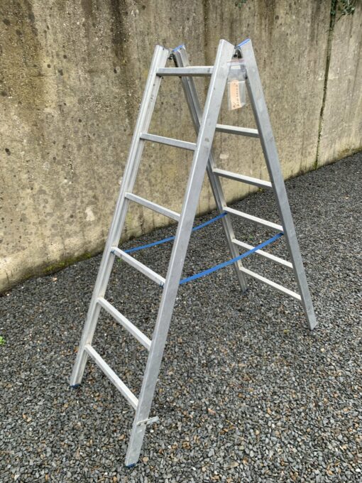 ALUMINIUM 2x6-TREADS Ladder - Image 2