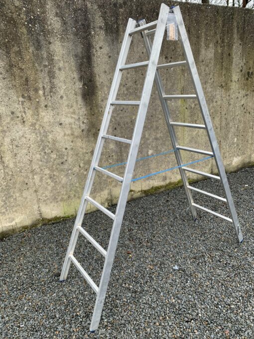 ALUMINIUM 2x8-TREADS Ladder - Image 2