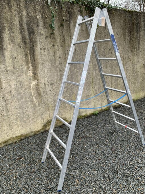 ALUMINIUM 2x8-TREADS Ladder - Image 2