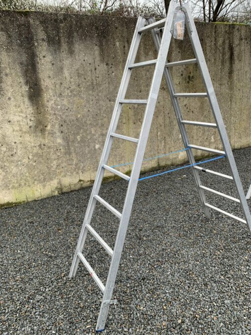 ALUMINIUM 2x8-TREADS Ladder - Image 2