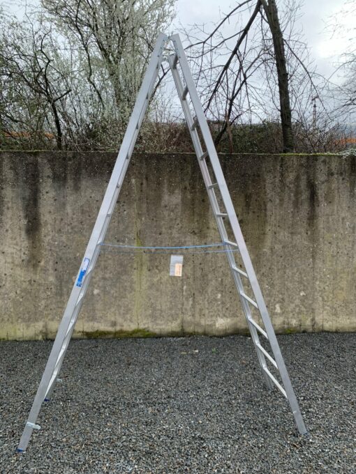 ALUMINIUM 2x12-TREADS Ladder - Image 4