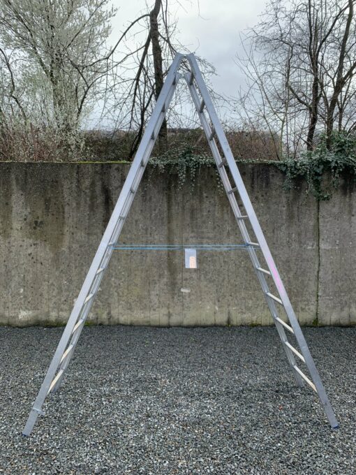 ALUMINIUM 2x12-TREADS Ladder - Image 3