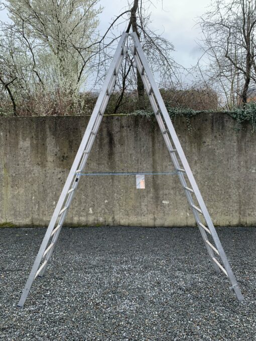 ALUMINIUM 2x12-TREADS Ladder - Image 4