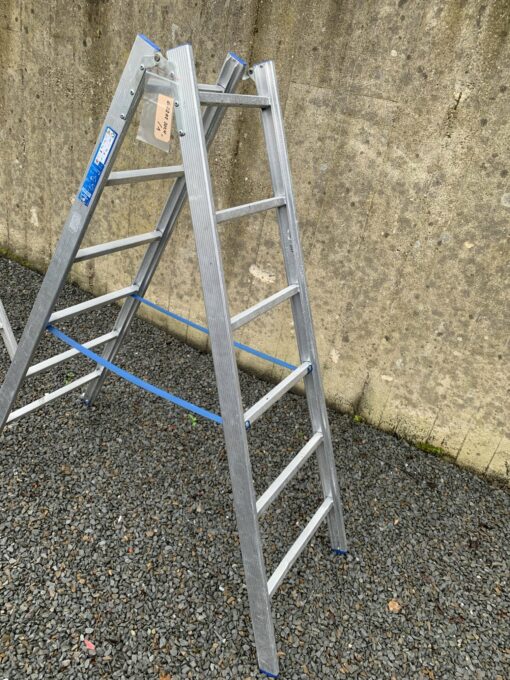 ALUMINIUM 2x6-TREADS Ladder - Image 4