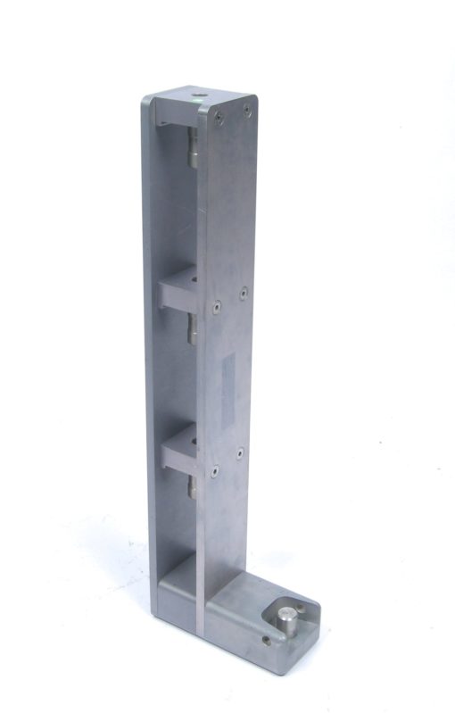 MovieTech RUNNING BOARD BRACKET - Image 6